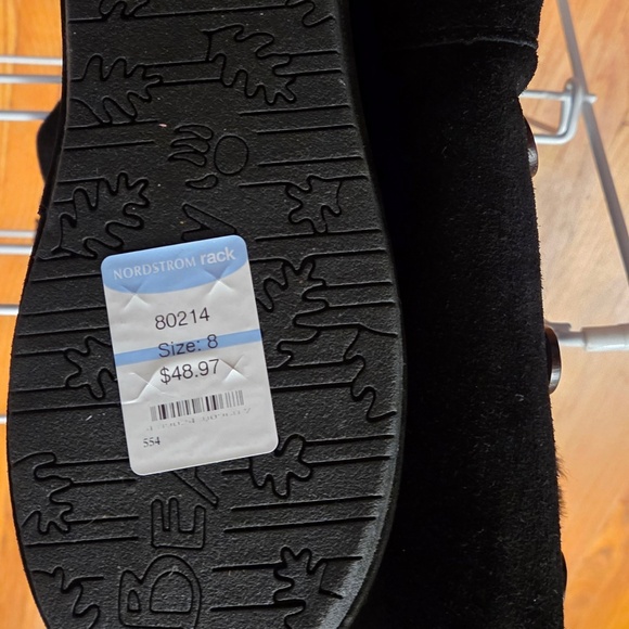 NEW BEARPAW SHERLING BOOTS with side buttons Womens Size 8 BLACK - Picture 3 of 4